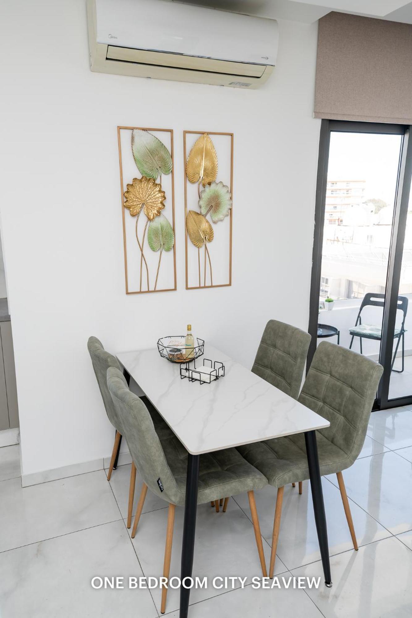Lazuli Seaview Apartments 2Bdr Larnaca Zewnętrze zdjęcie