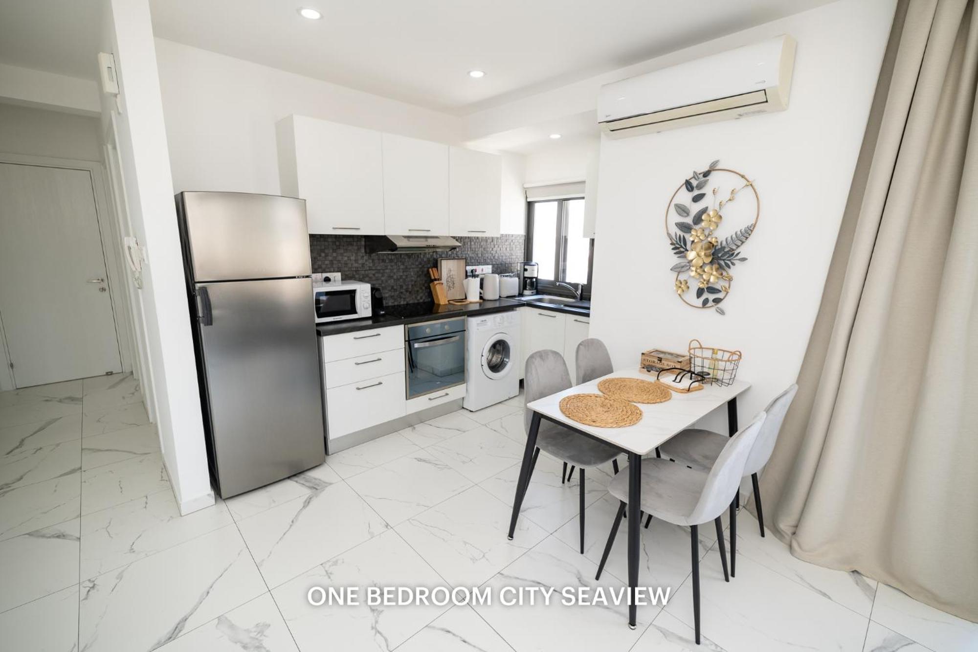 Lazuli Seaview Apartments 2Bdr Larnaca Zewnętrze zdjęcie