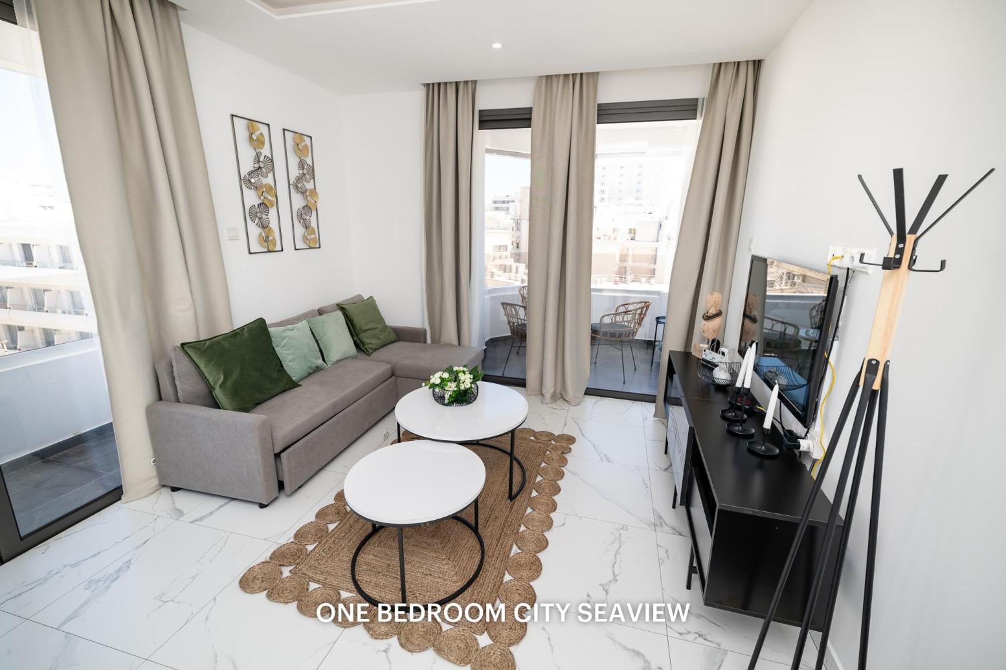 Lazuli Seaview Apartments 2Bdr Larnaca Zewnętrze zdjęcie